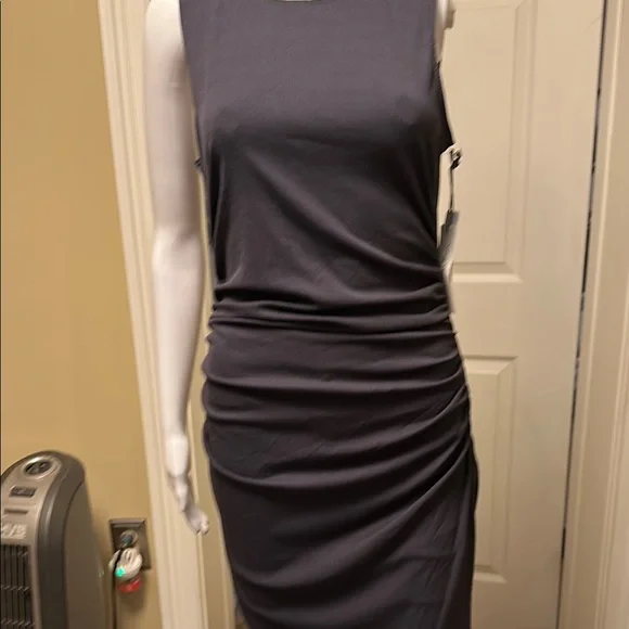 NWT Nine Britton Mercedes fitted rib knit dress Size MP - Picture 2 of 8